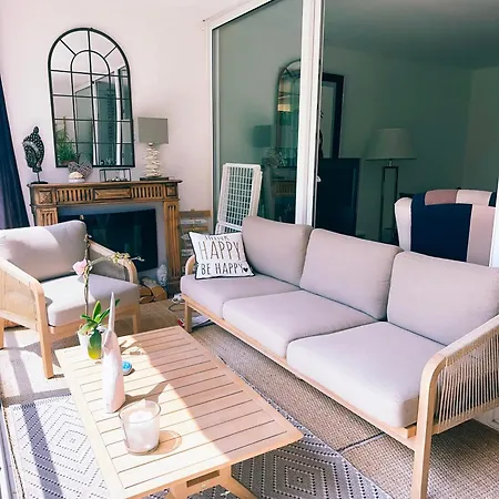 T2 Neuf Terrasse Au Calme Parking Prive Apartmán Arcachon