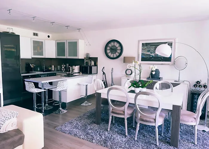 Apartmán T2 Neuf Terrasse Au Calme Parking Prive Arcachon