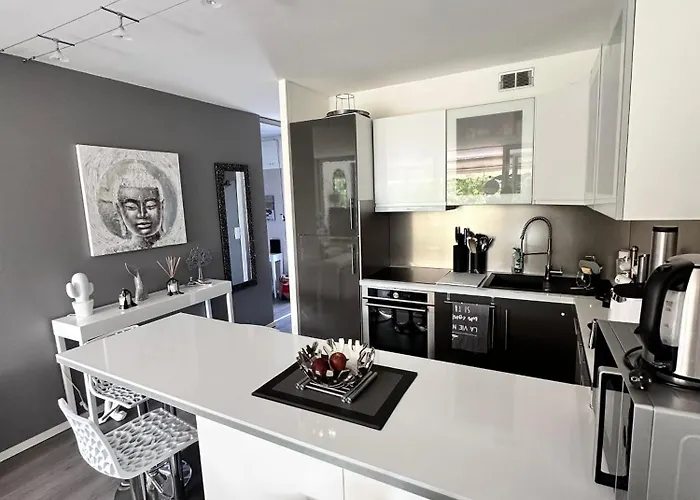 Apartmán T2 Neuf Terrasse Au Calme Parking Prive